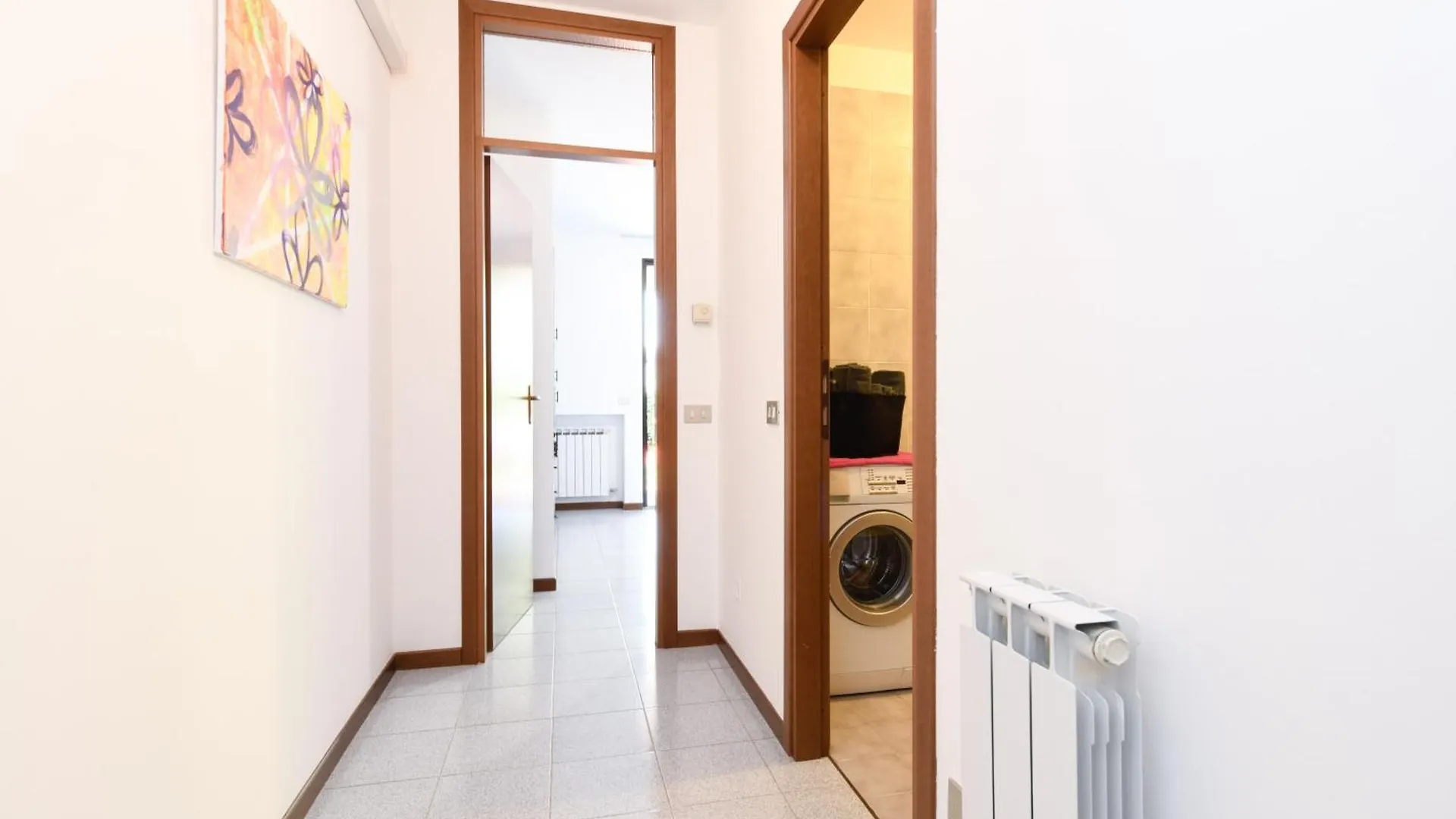 Breeze Apartment Desenzano del Garda 0*,